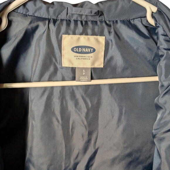 Old Navy Women's Small Blue Quilted Vest Lightweight Zipper Pockets Like New - Picture 9 of 10